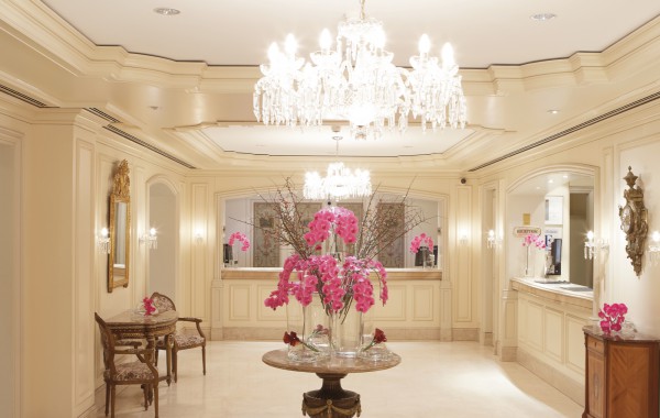 View of a Steigenberger Icons hotel lobby